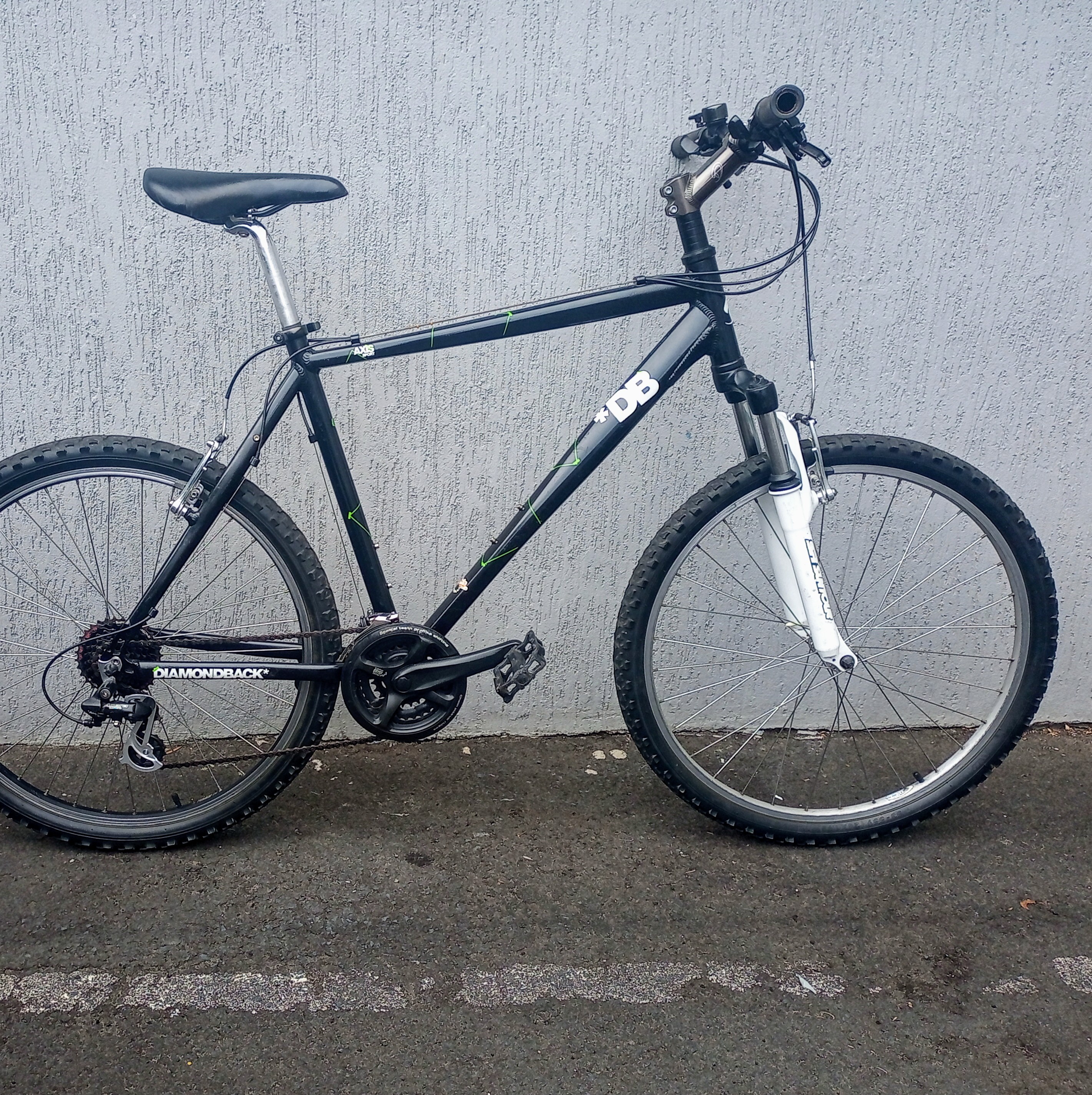 Diamondback Axis Sport